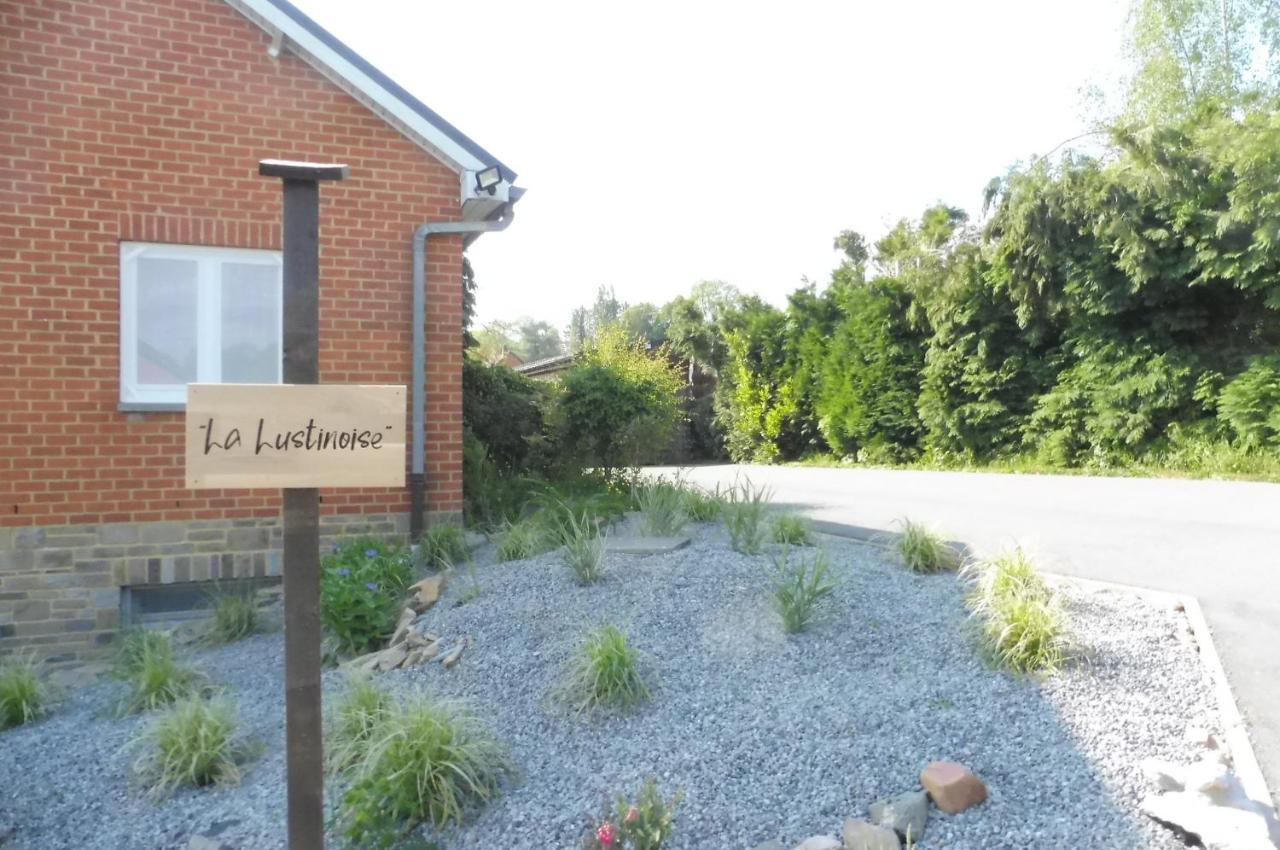 La Lustinoise Bed and Breakfast Eksteriør billede